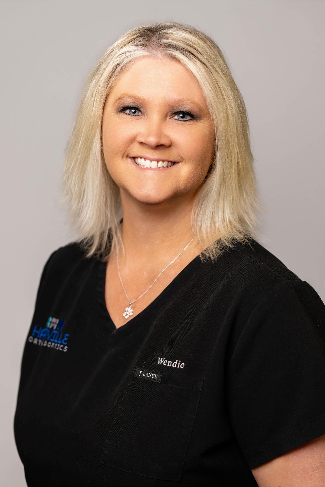 Harville-Ortho-Staff-Wendie-3365